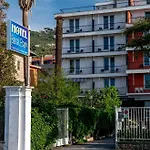 Real Park Hotel Cavi di Lavagna