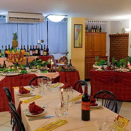 Real Park מלון 3*