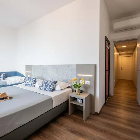 Real Park Hotel 3*